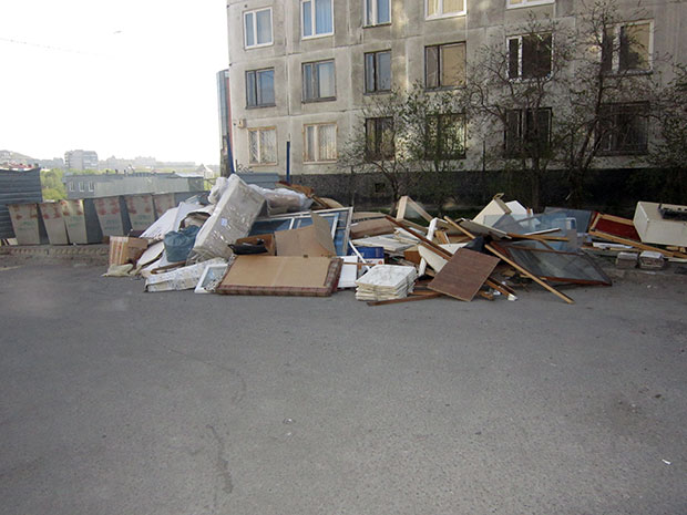 В Мурманске нужно менять график вывоза крупногабаритного мусора