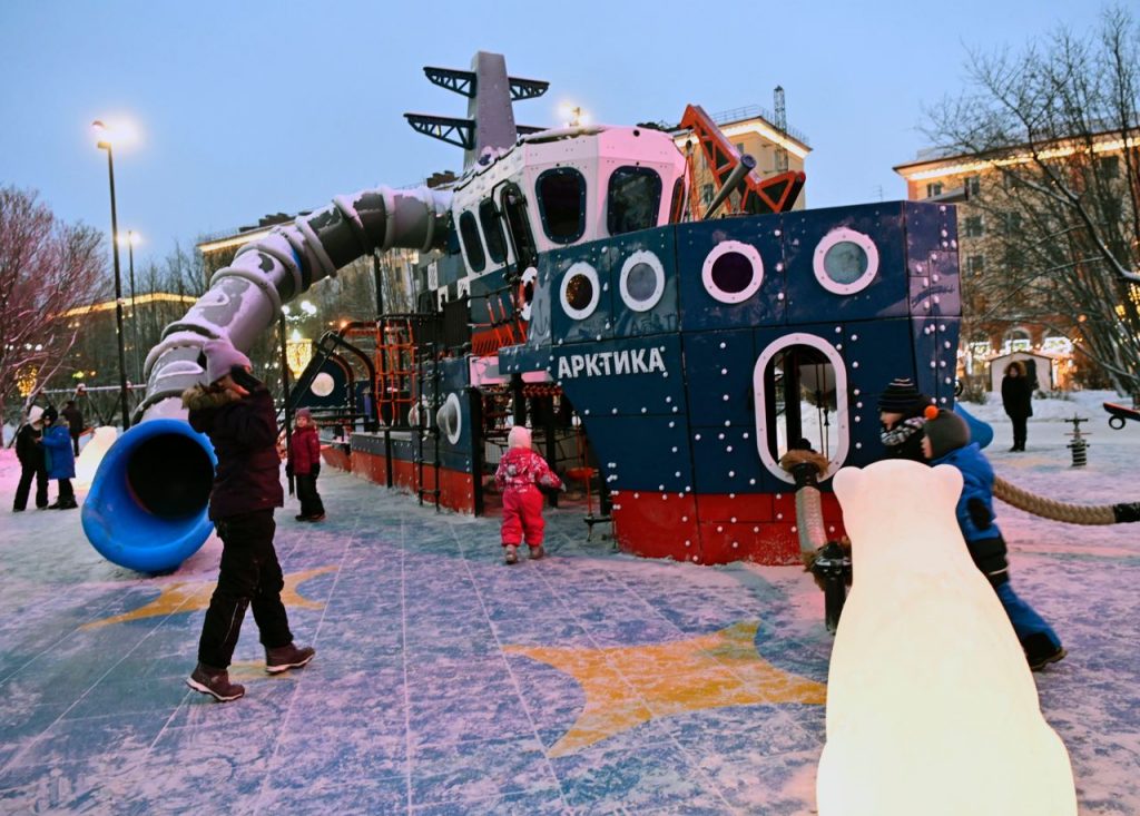 Мурманск новогодний 2024